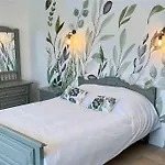 Grande De 8 Avec Balnéothérapie- Vill'acacia Villa